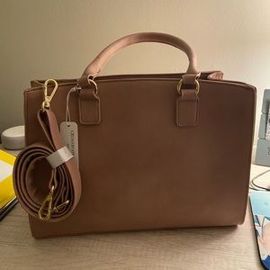 Purse with crossbody strap